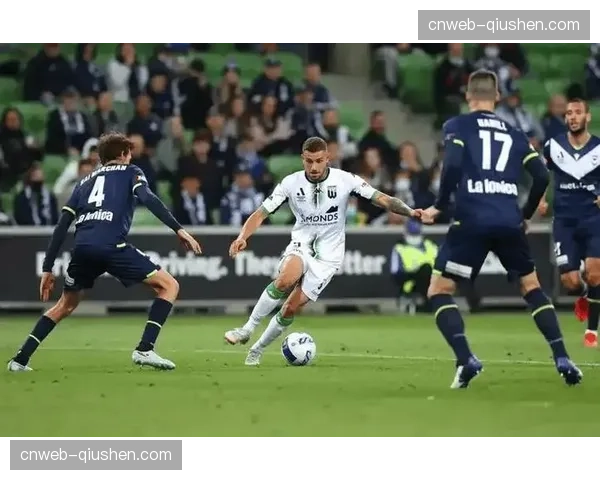 从0-2到3-2：复盘乌迪内斯逆转维罗纳的战术调整与临场换人。