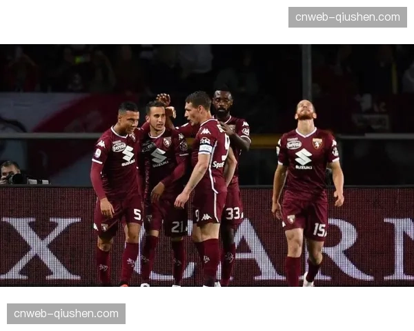 都灵对阵佛罗伦萨赛前发布会，尤里奇确认贝拉诺瓦将出任边翼卫